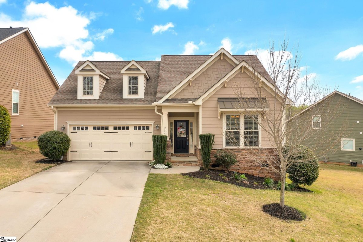 212 Chickadee Trail