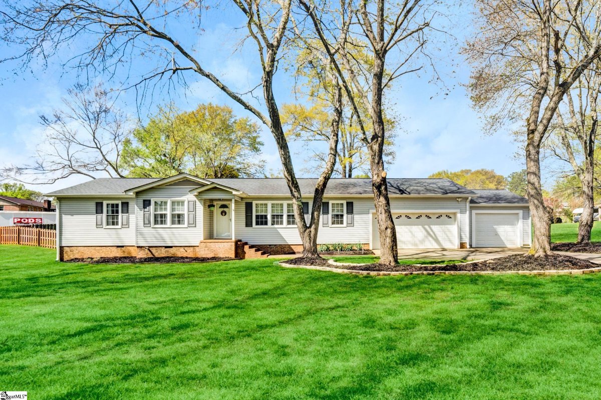1415 Brentwood Way