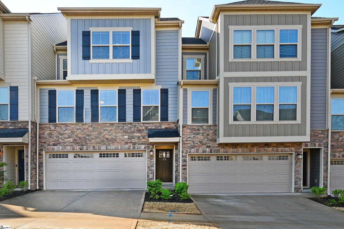 33 Copper Run Drive
