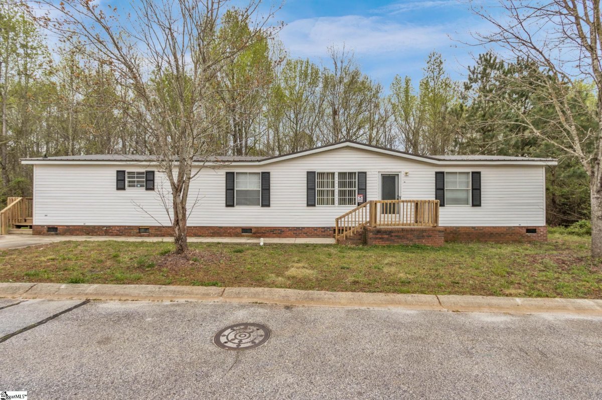 106 Backwater Way