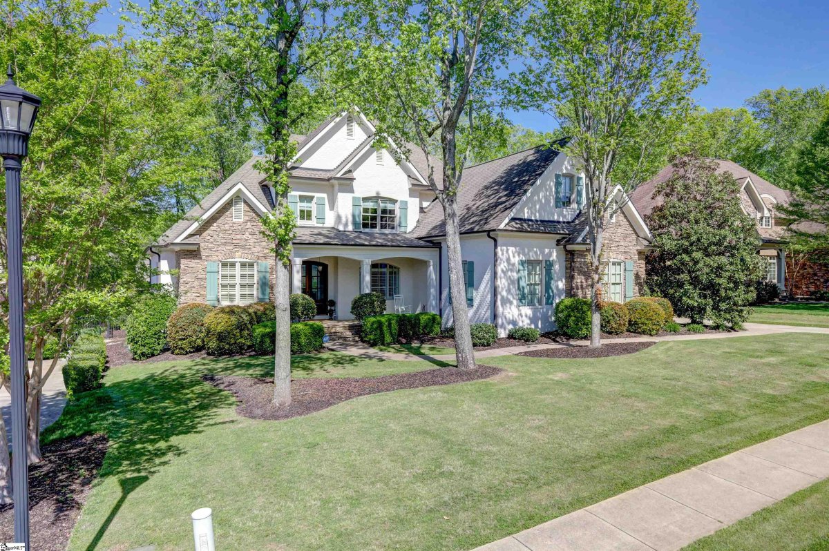 15 Rolleston Drive