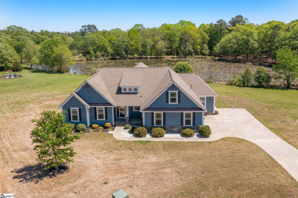 105 Trout Lane