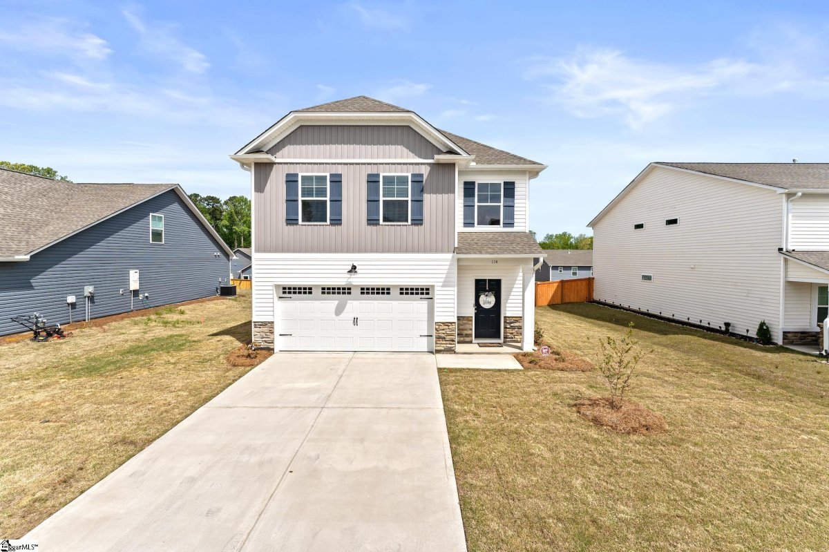 114 Bruinen Drive