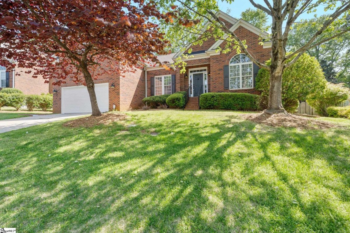 6 Bentley Way