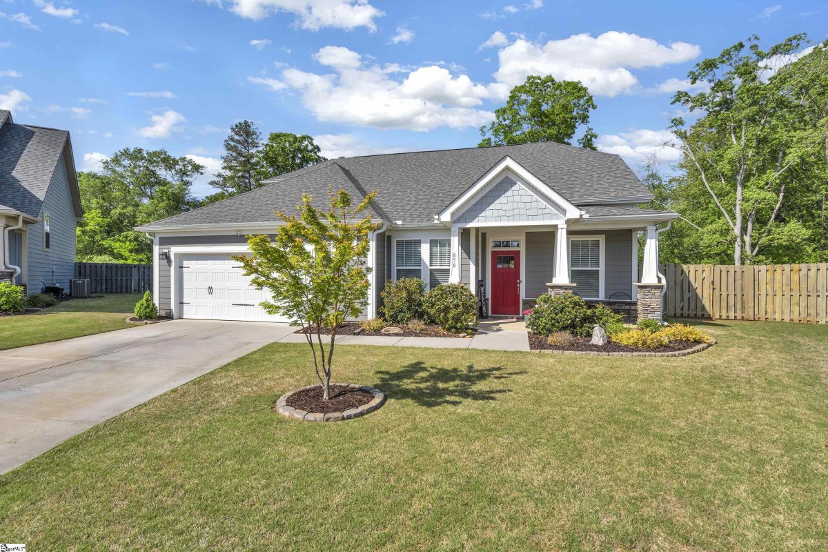 858 Sterling Drive