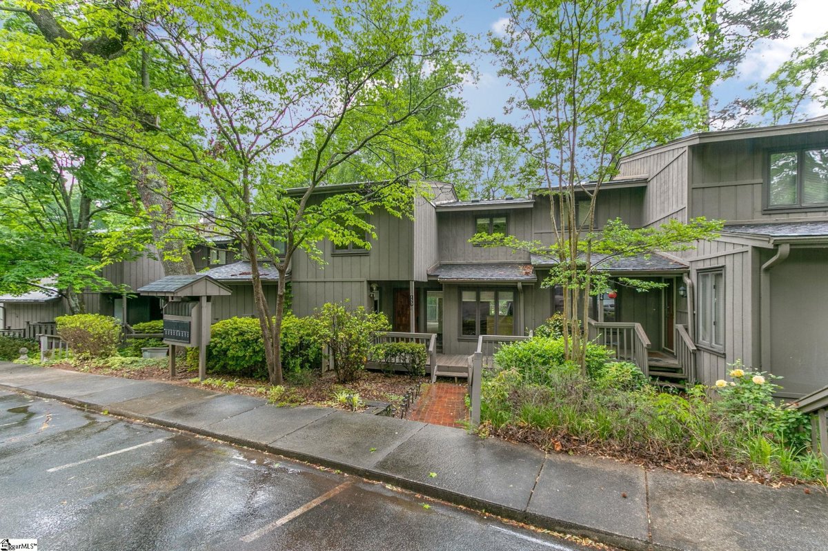 155 Ingleoak Lane