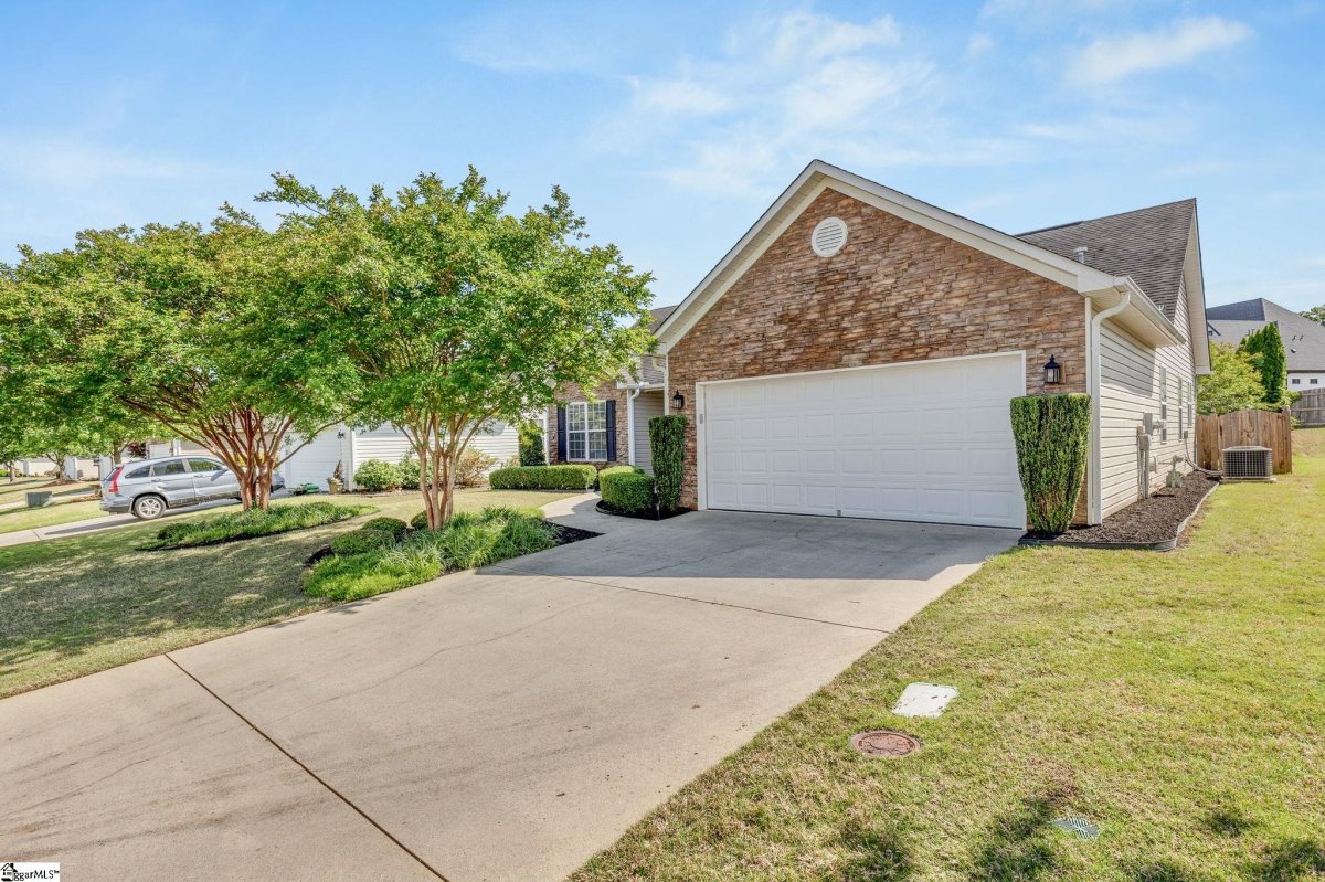 111 Wild Thorn Lane