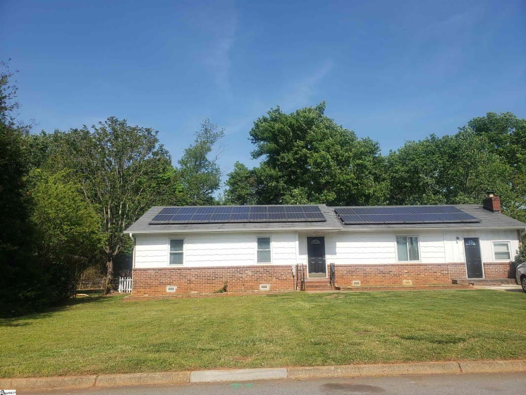 5 Riverwood Court