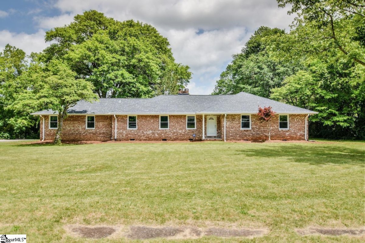 3852 Maid Marion Lane