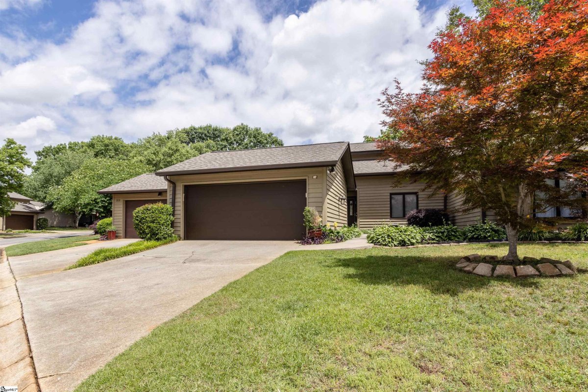 317 Skylark Circle