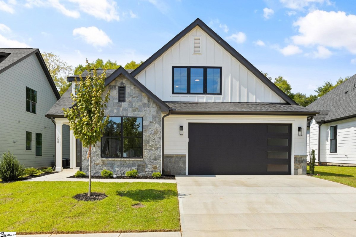 108 Waterville Way