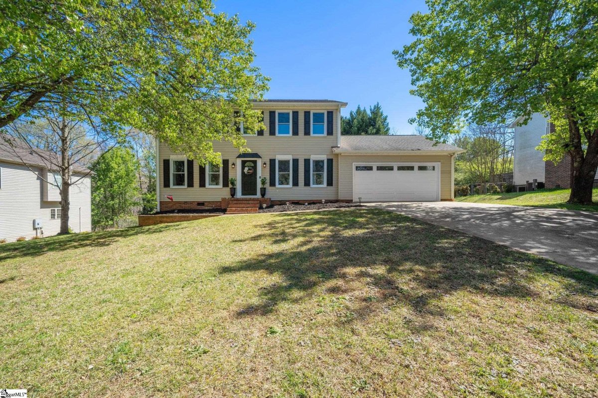 708 Pineapple Pointe