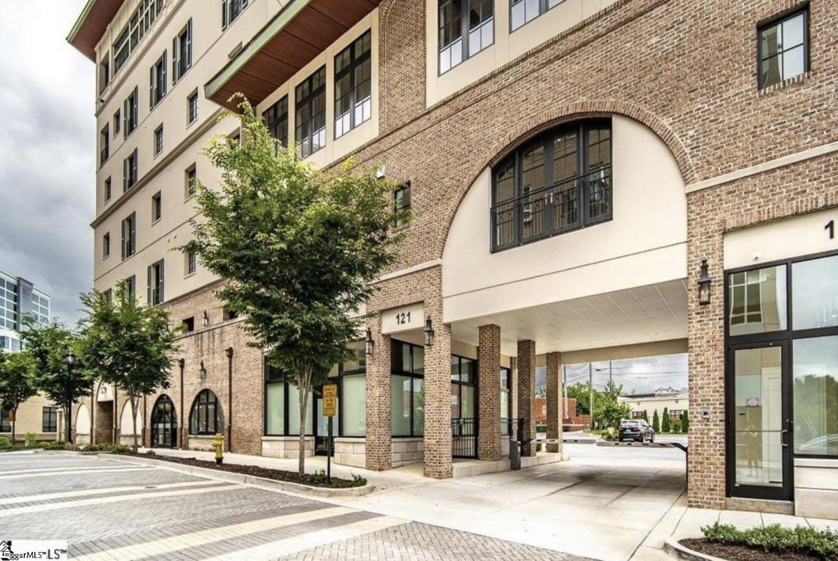 121 Rhett Street Unit 303