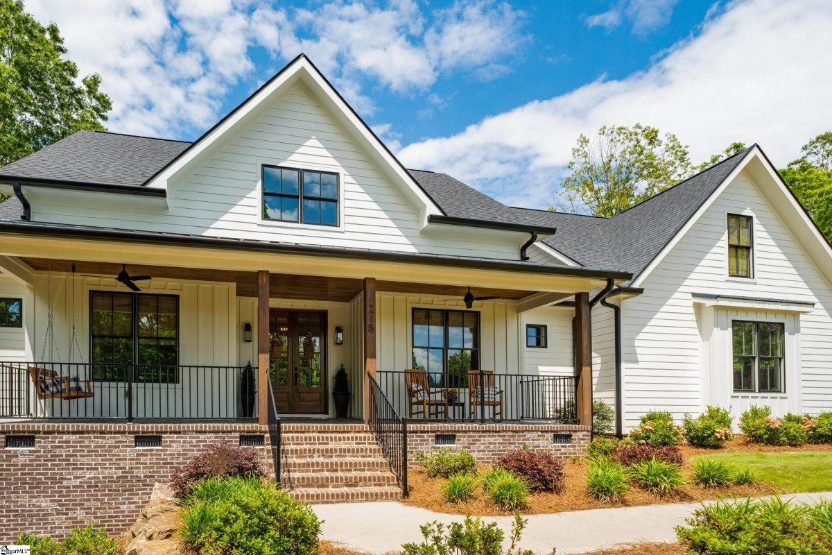215 Oak View Drive