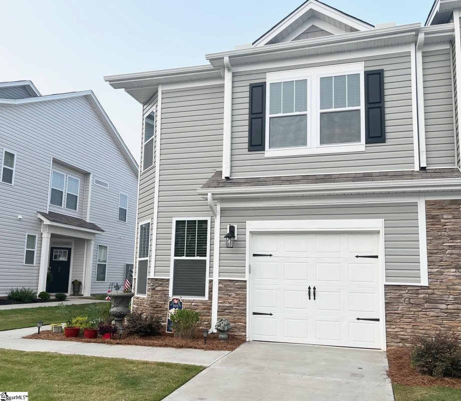 37 Planters Place