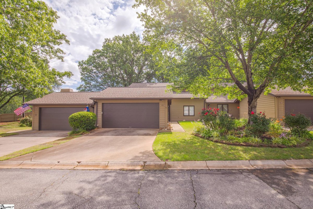 105 Tanager Circle