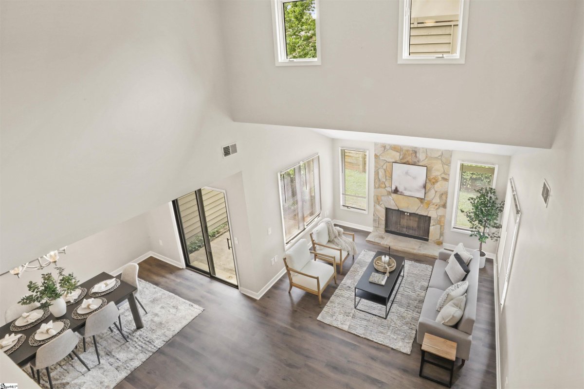 325 Skylark Circle