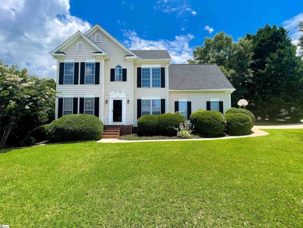 35 Crossvine Way