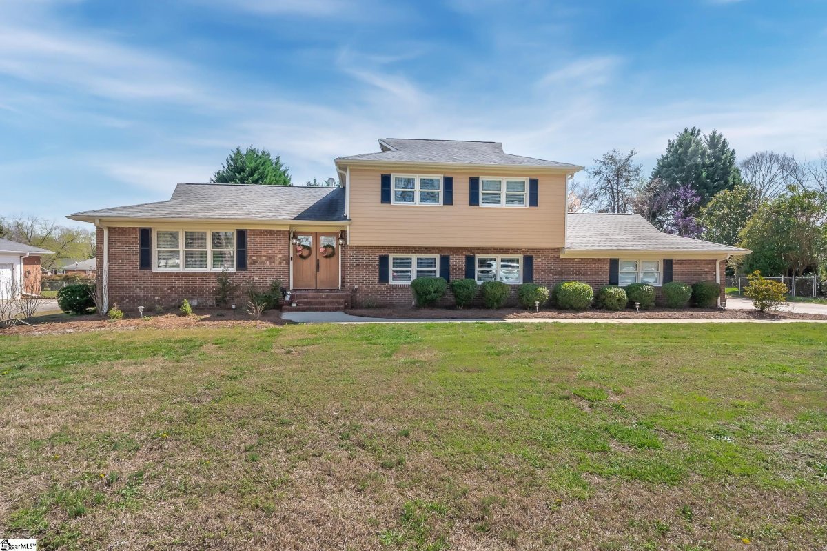 724 Hudson Road