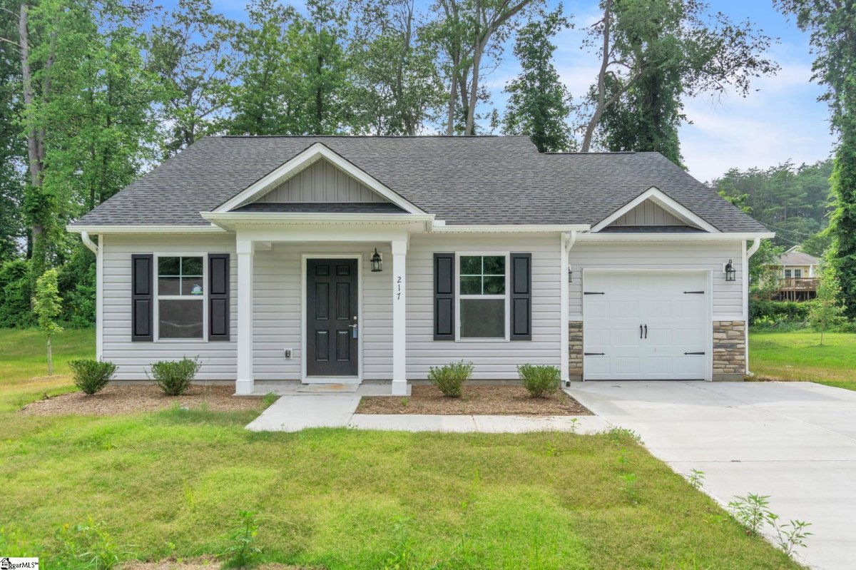 217 Stratford Road