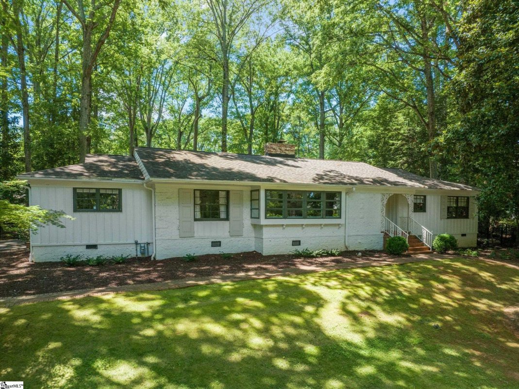 326 Riverside Drive