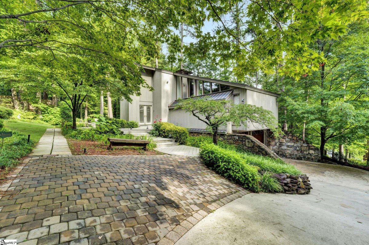 35 Selwyn Drive