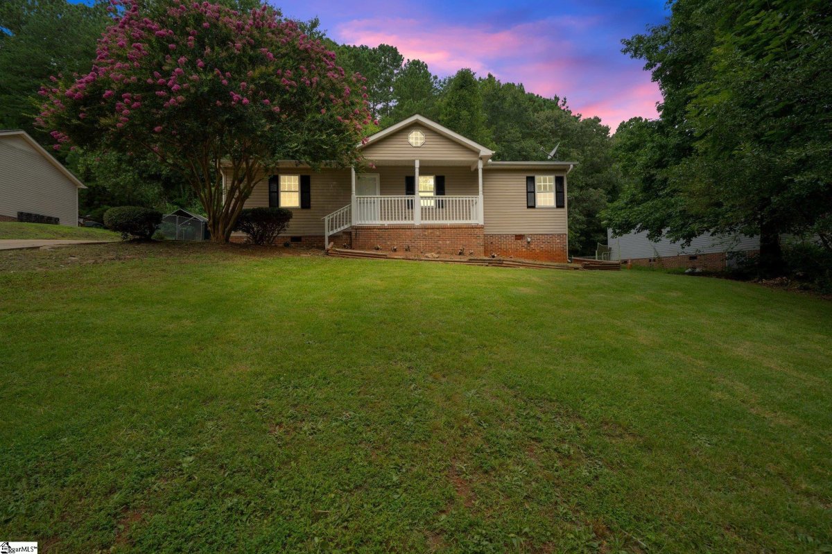 1600 Winding Way