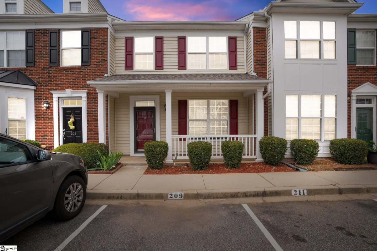 207 Bedwin Court