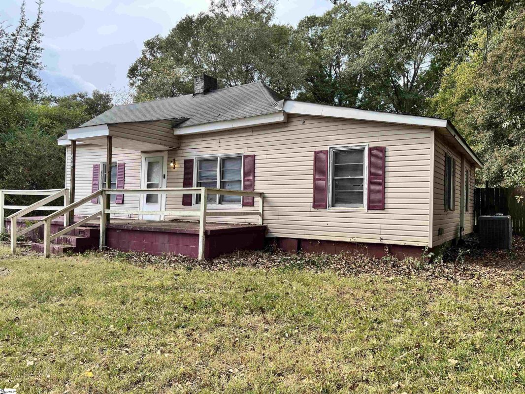 321 Railroad Street