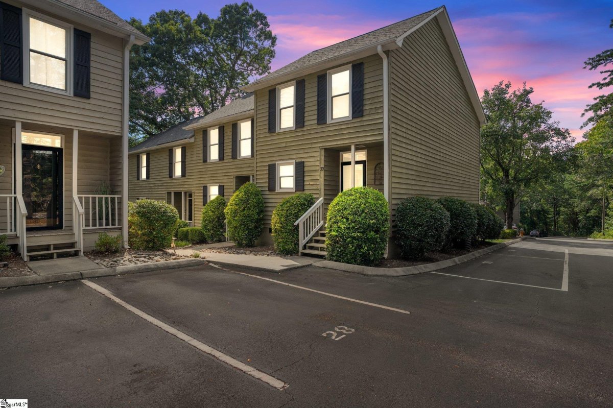 99 Falcon Crest Drive Unit 29