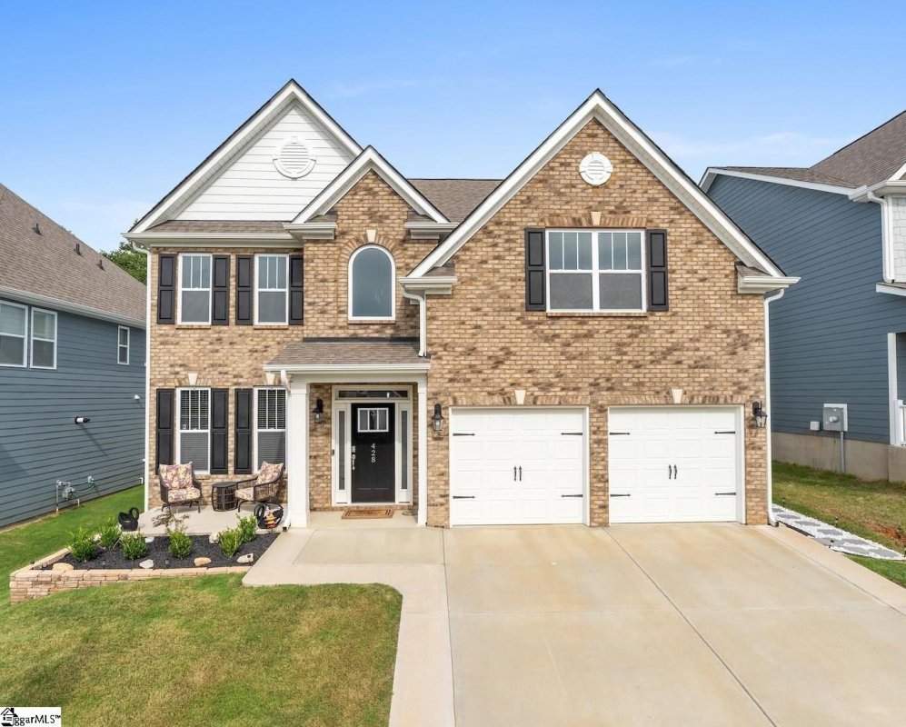428 Raleighwood Lane