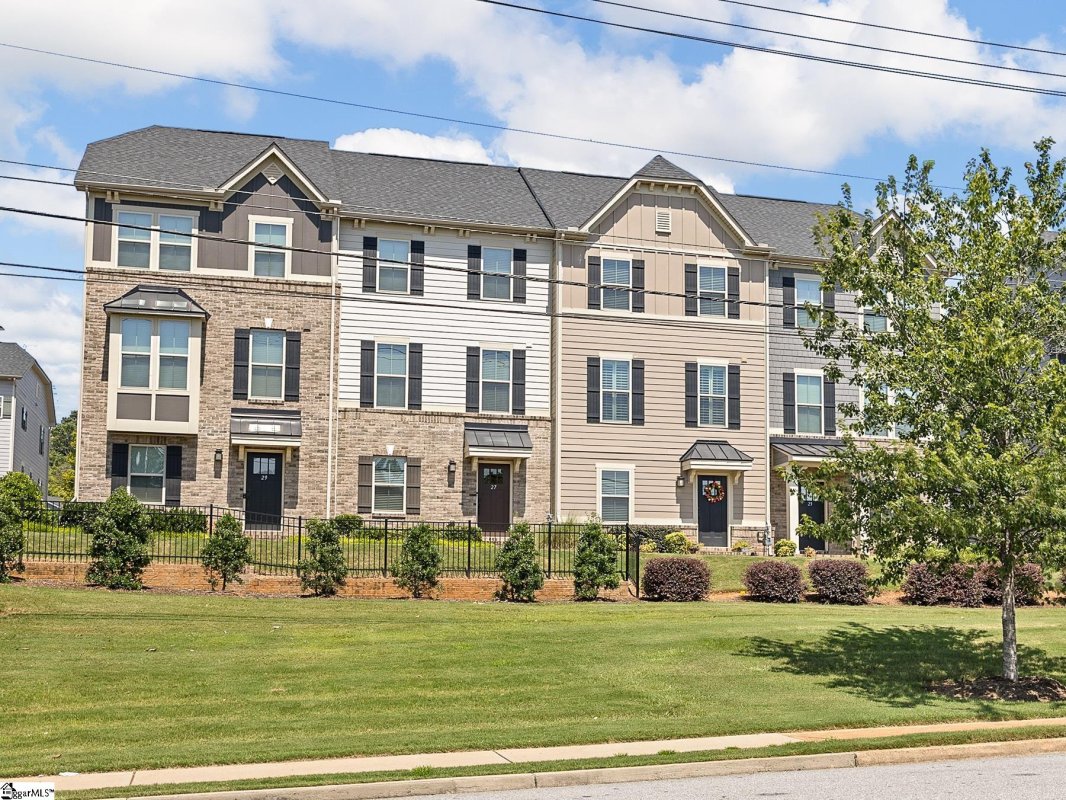 25 Itasca Drive