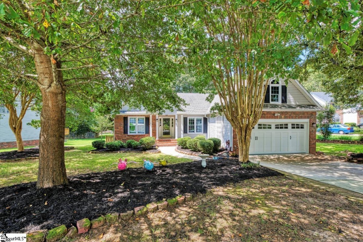 201 Edmondston Court