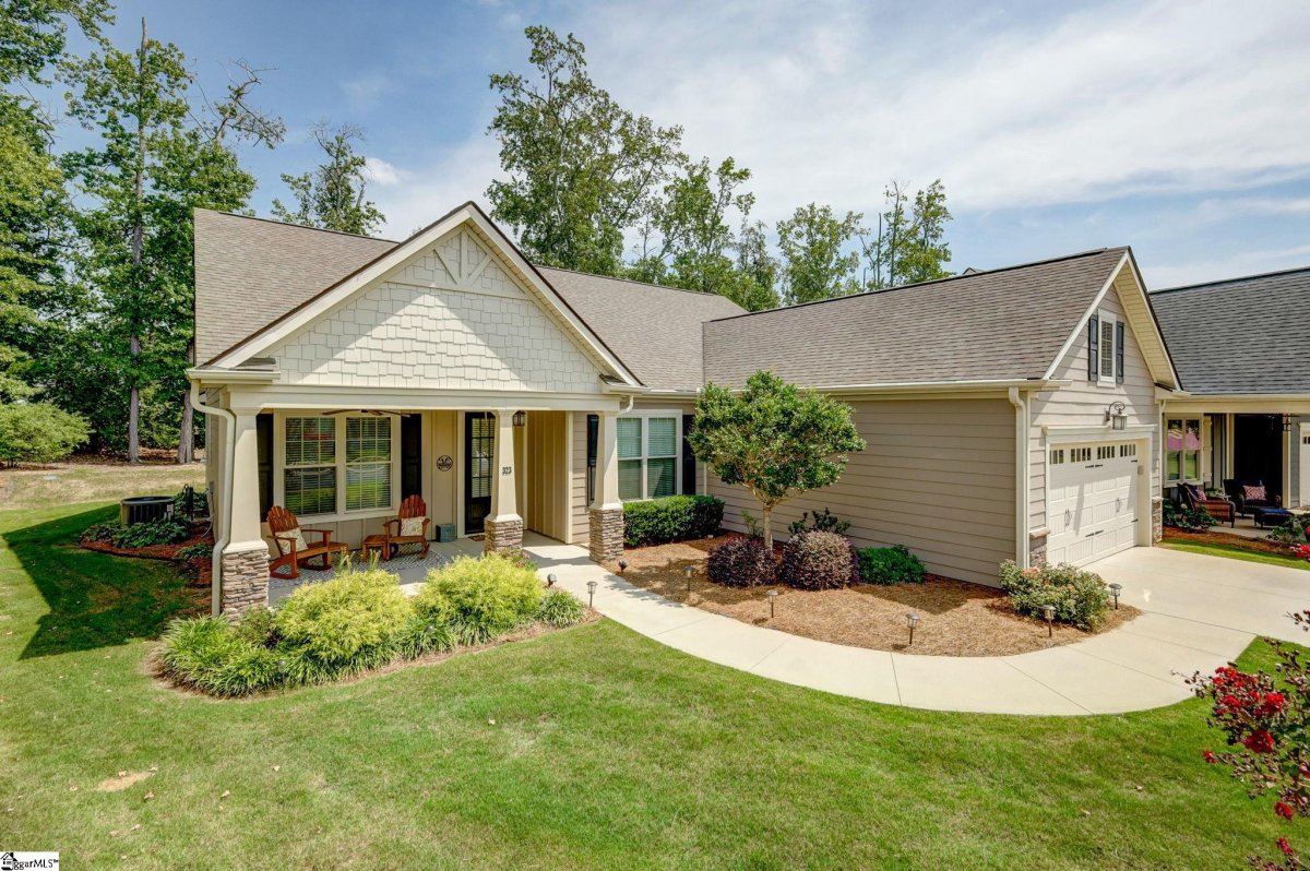 323 Belle Oaks Drive