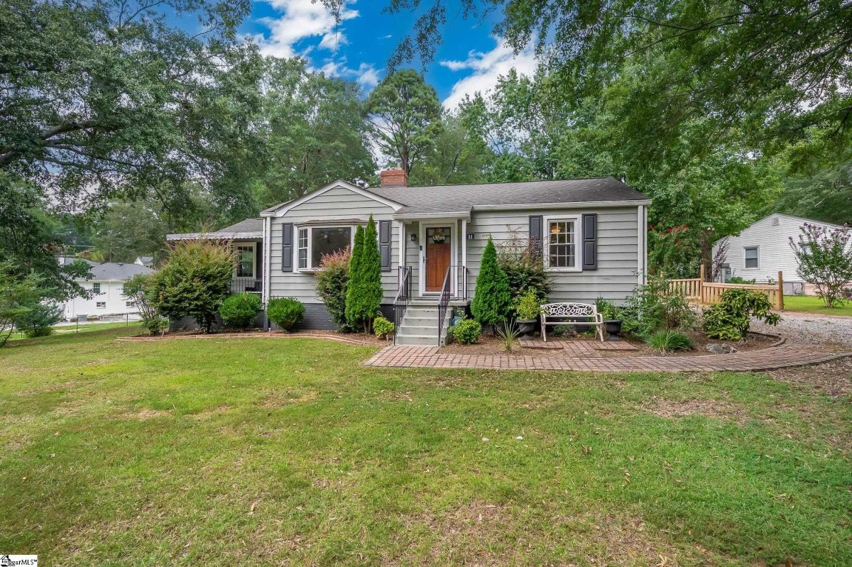 11 Auburn Circle