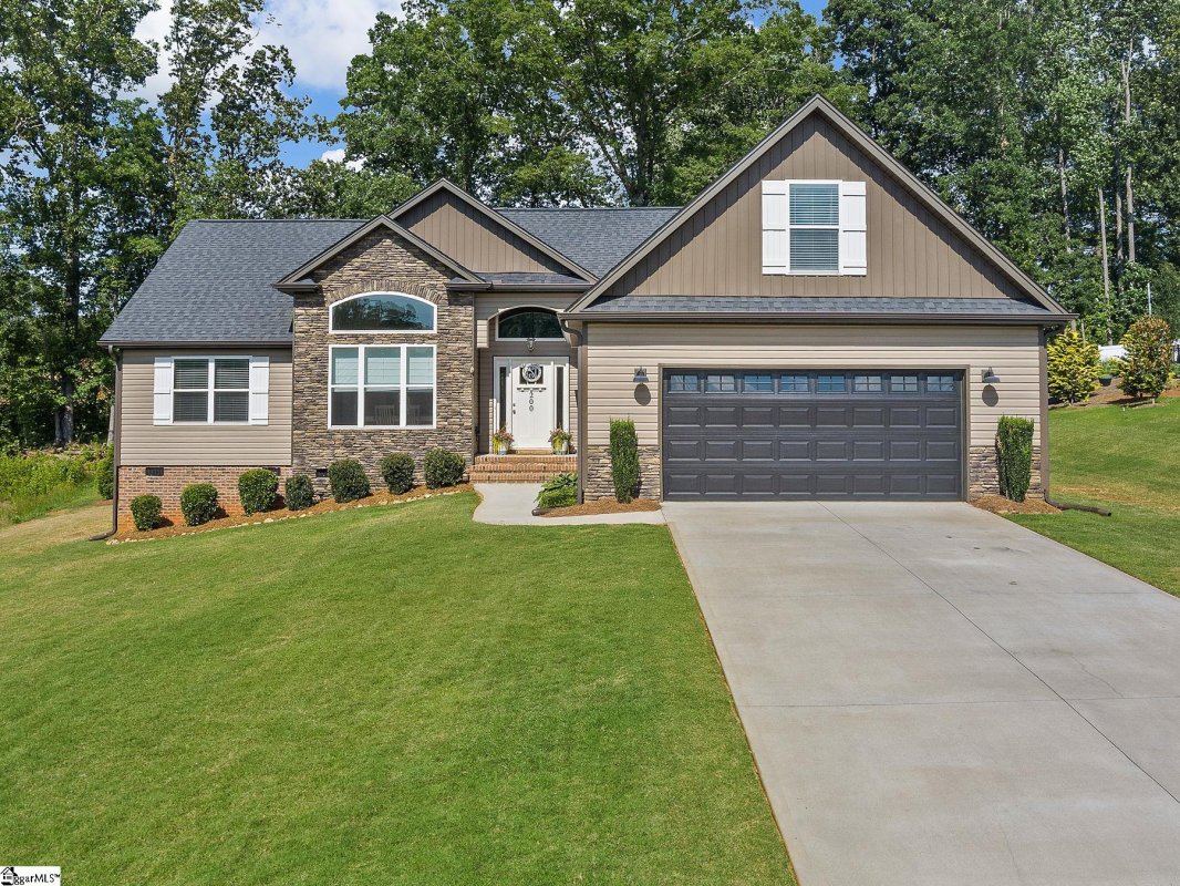 200 Larissa Court
