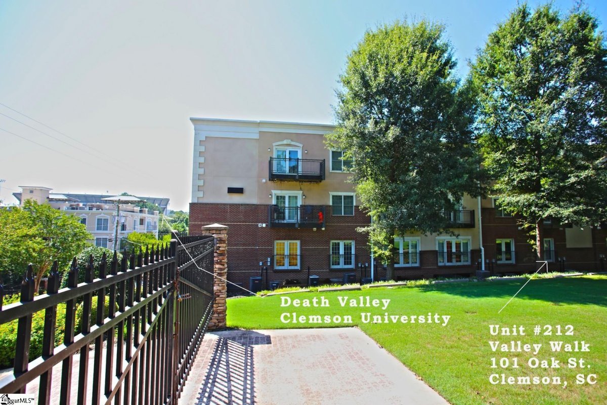 101 Oak Street Unit 212