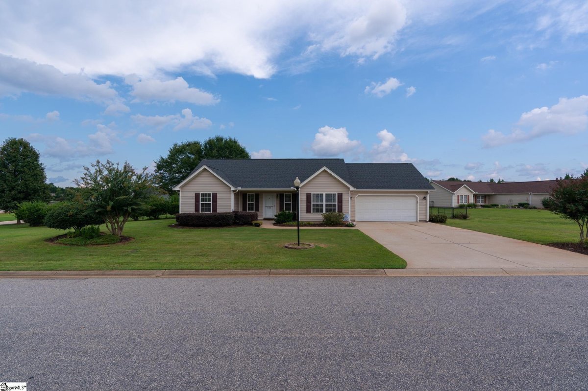 620 Sea Ray Drive
