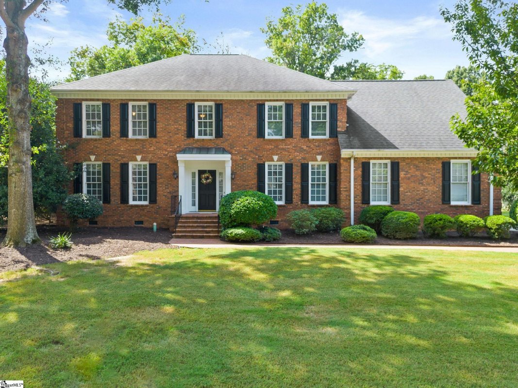 115 Ashbury Drive