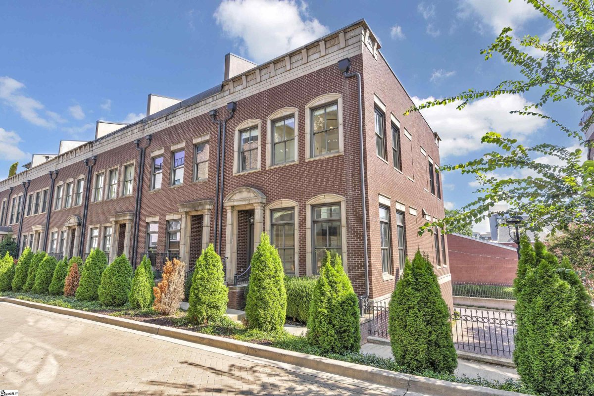 236 Rhett Street 201