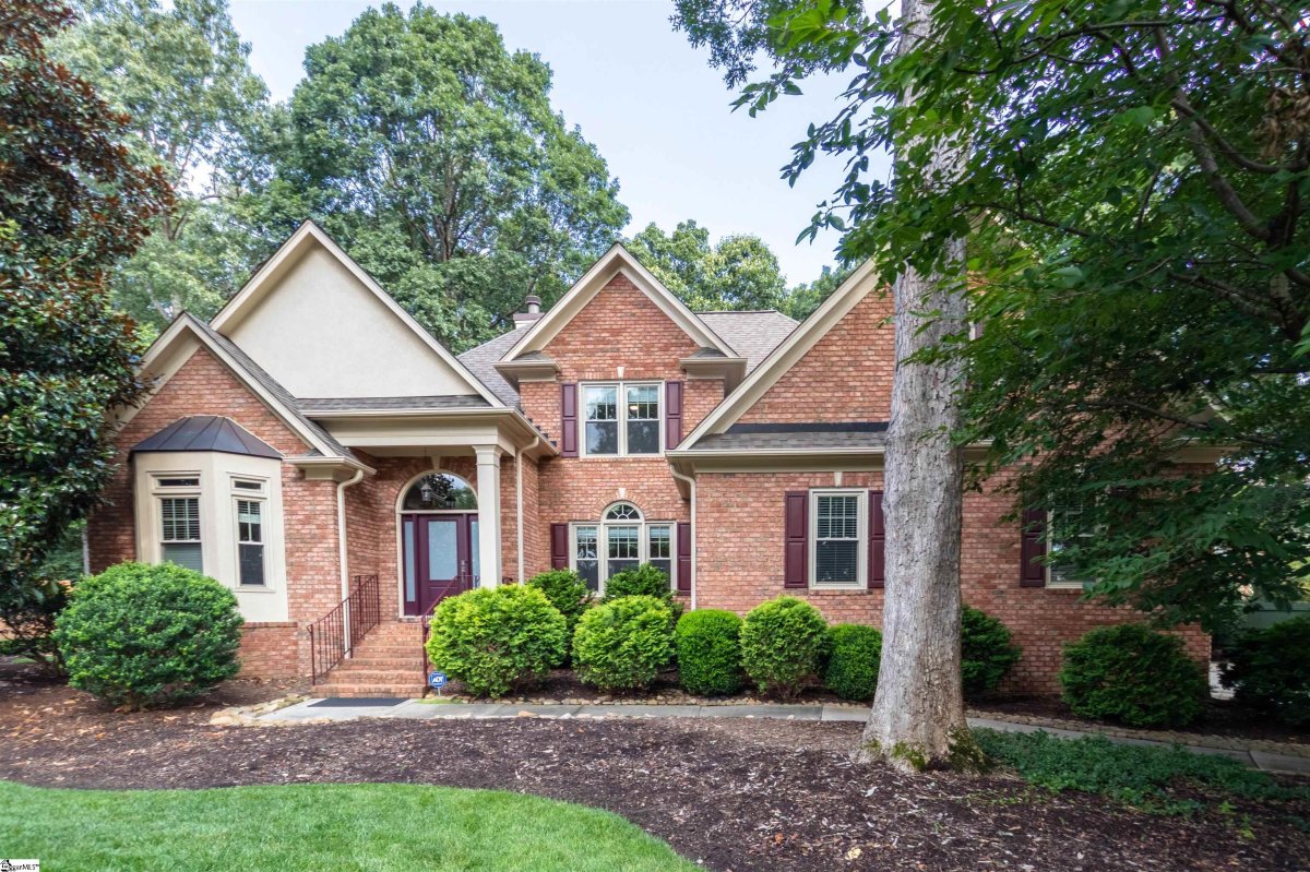 4 Halstead Court