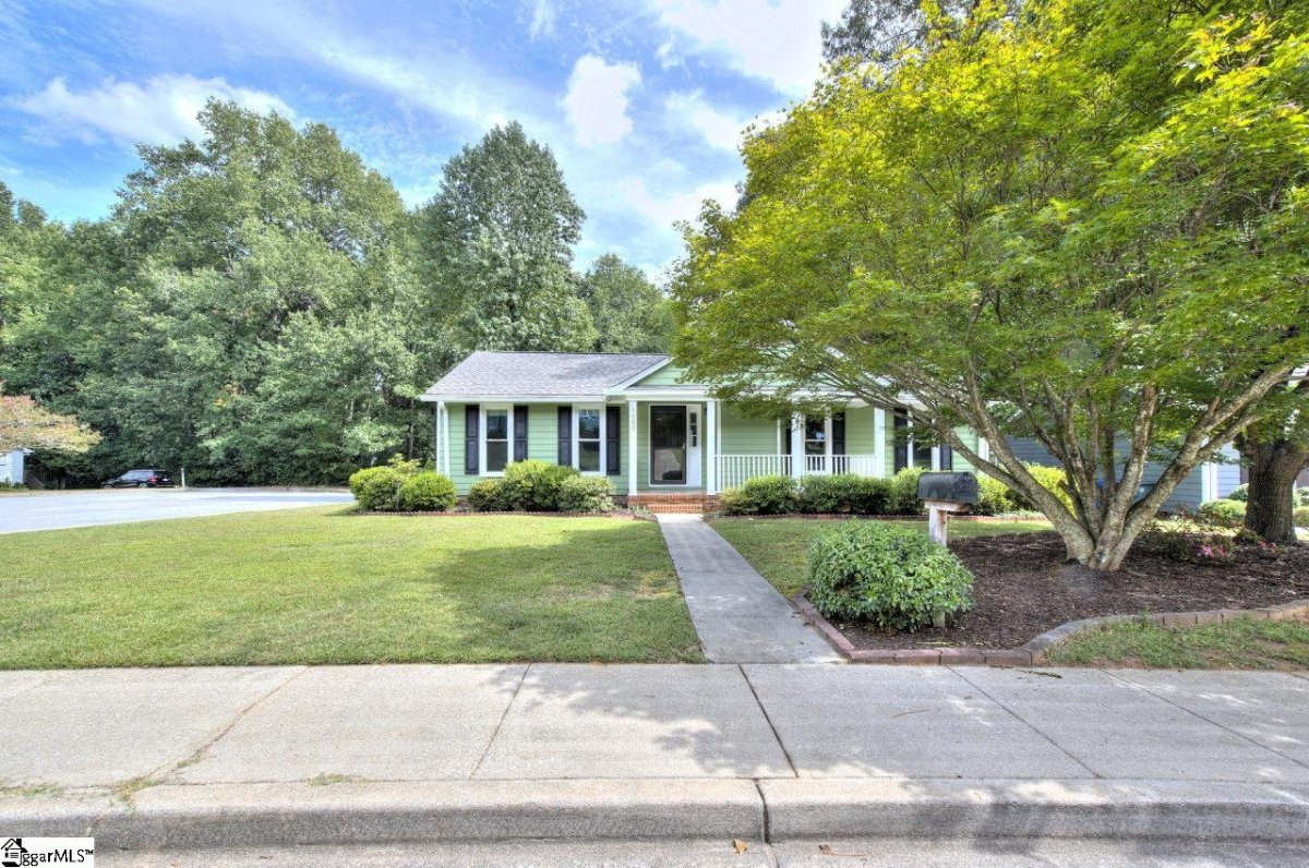 1055 Summit Drive