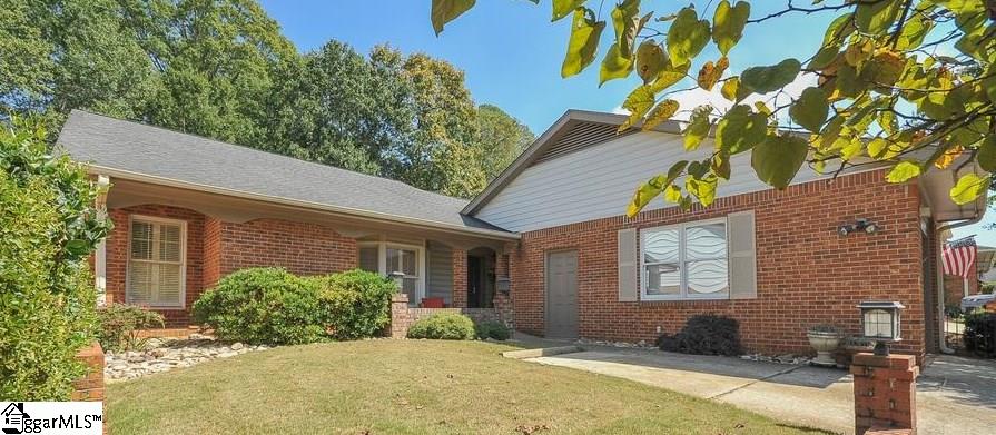 121 Hummingbird Ridge