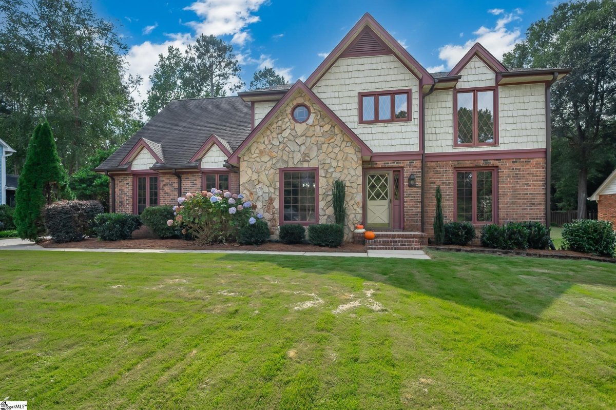 512 Windward Way