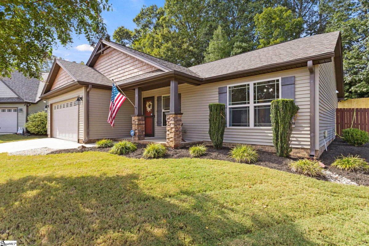 14 Redwolf Lane