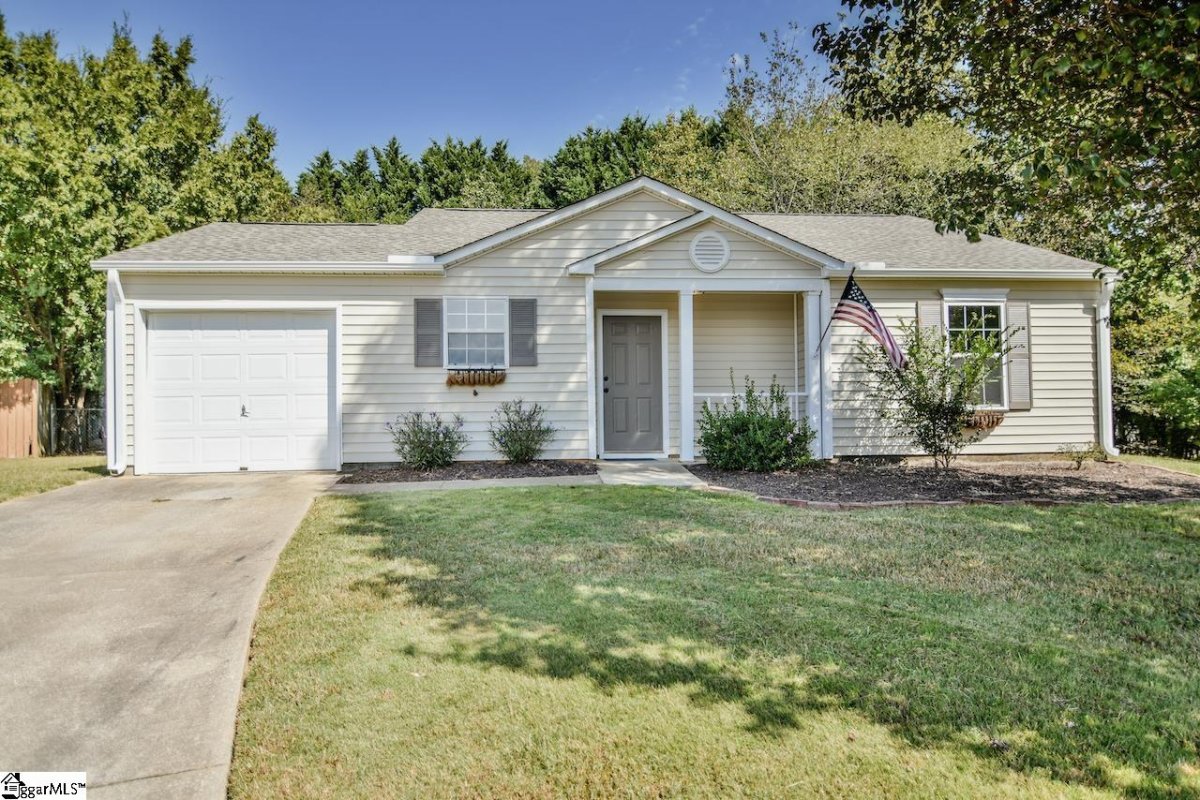 5 Hideaway Court
