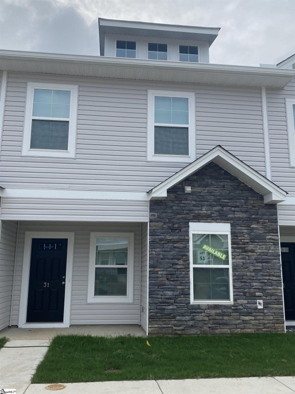 31 English Court Lot 51