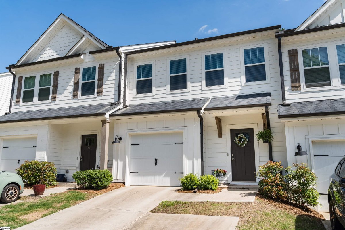15 Grey Oak Trail
