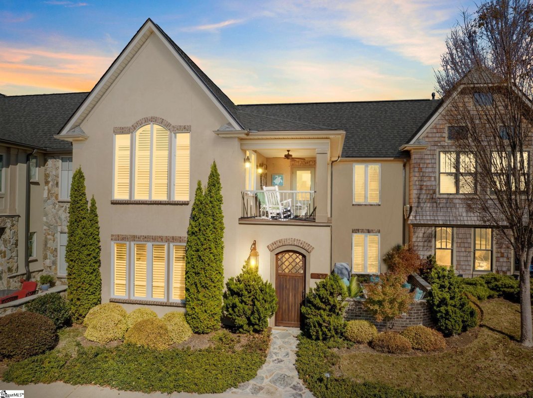 9 Village Mews Road