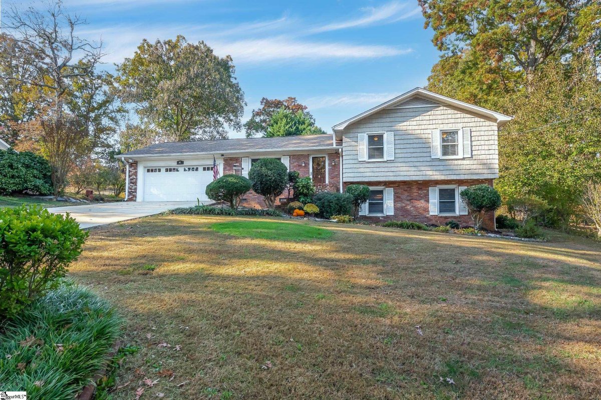 4 Braddock Drive